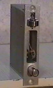 b8_front.jpg - 6804 Bytes